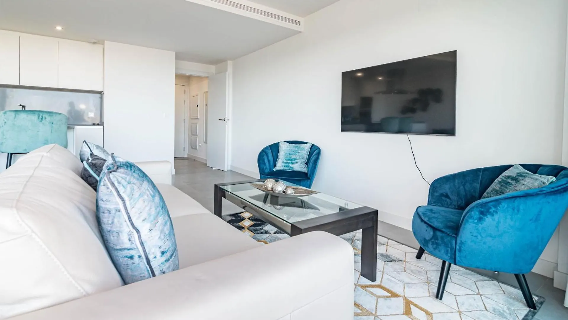 Oasis510 - 3Br Apartment With Stunning Views 埃斯特波纳 0*,