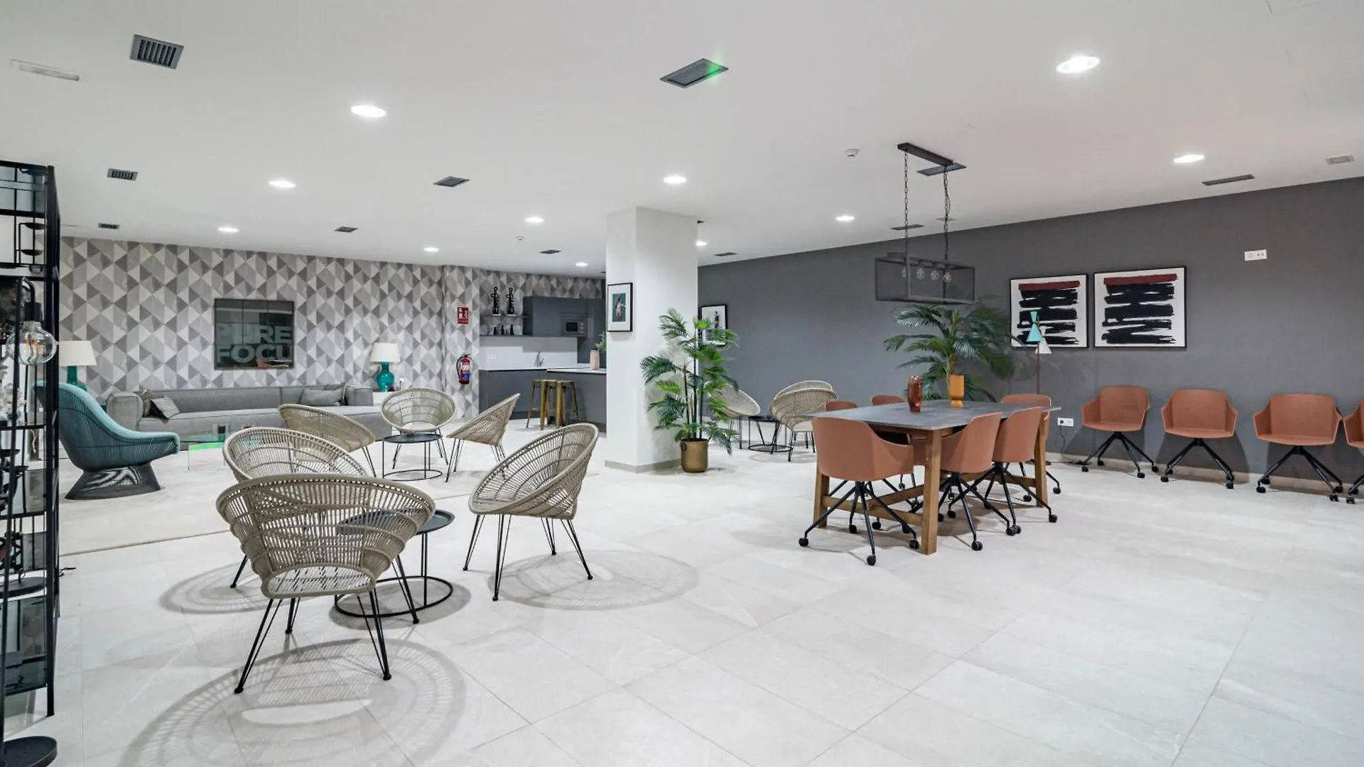 Oasis510 - 3Br Apartment With Stunning Views 埃斯特波纳