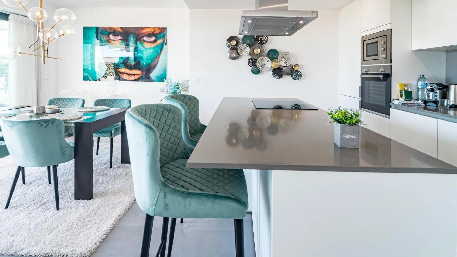 Oasis510 - 3Br Apartment With Stunning Views 埃斯特波纳 0*,  西班牙